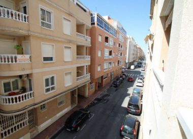 Apartments in Torrevieja (Costa Blanca), buy cheap - 72 000 [72002] 2