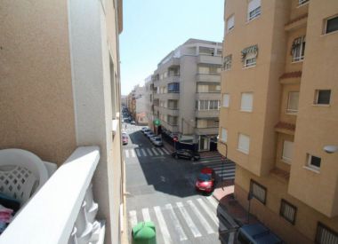 Apartments in Torrevieja (Costa Blanca), buy cheap - 72 000 [72002] 3