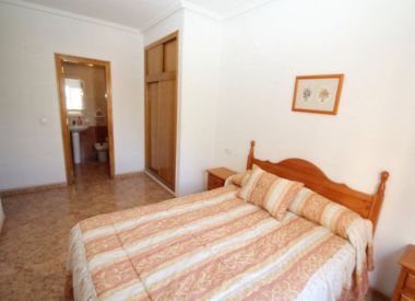 Apartments in Torrevieja (Costa Blanca), buy cheap - 98 000 [71995] 7