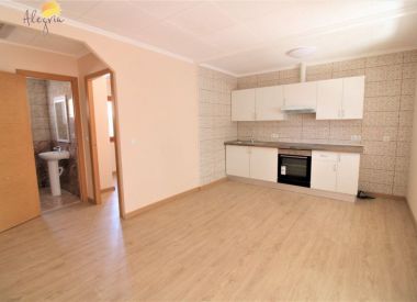 Apartments in Torrevieja (Costa Blanca), buy cheap - 57 900 [72820] 5