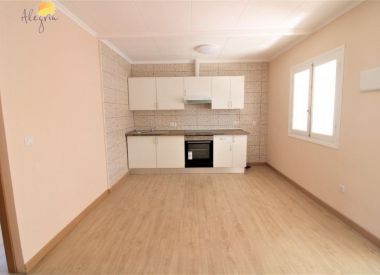 Apartments in Torrevieja (Costa Blanca), buy cheap - 57 900 [72820] 6