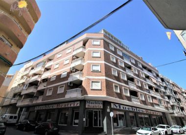 Apartments in Torrevieja (Costa Blanca), buy cheap - 99 900 [72816] 1