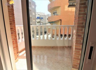 Apartments in Torrevieja (Costa Blanca), buy cheap - 99 900 [72816] 9