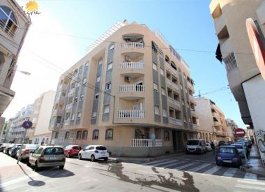 Apartments in Torrevieja (Costa Blanca), buy cheap - 66 500 [72814] 1