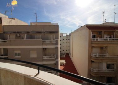 Apartments in Torrevieja (Costa Blanca), buy cheap - 67 900 [72733] 7