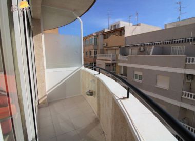 Apartments in Torrevieja (Costa Blanca), buy cheap - 67 900 [72733] 8