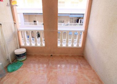 Apartments in Torrevieja (Costa Blanca), buy cheap - 66 900 [72729] 6