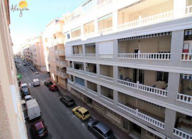 Apartments in Torrevieja (Costa Blanca), buy cheap - 66 900 [72729] 8