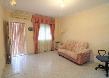 Townhouse in Torrevieja (Costa Blanca), buy cheap - 91 900 [72709] 9