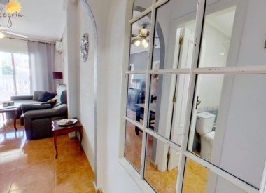 Apartments in Torrevieja (Costa Blanca), buy cheap - 56 900 [72706] 6