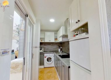 Apartments in Torrevieja (Costa Blanca), buy cheap - 56 900 [72706] 9