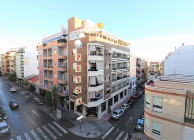 Apartments in Torrevieja (Costa Blanca), buy cheap - 105 500 [72701] 1