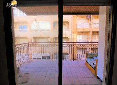 Apartments in Torrevieja (Costa Blanca), buy cheap - 68 900 [72698] 10