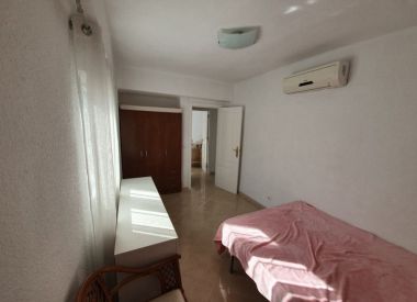 Apartments in Torrevieja (Costa Blanca), buy cheap - 76 900 [72689] 5