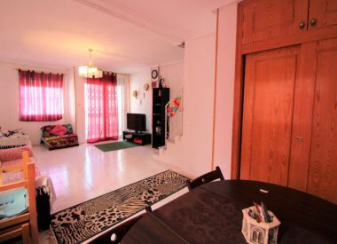 Apartments in Torrevieja (Costa Blanca), buy cheap - 97 900 [72685] 3