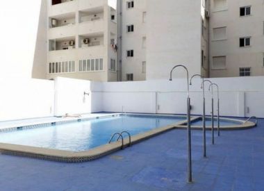 Apartments in Torrevieja (Costa Blanca), buy cheap - 60 000 [72680] 9