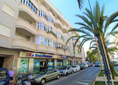 Apartments in Torrevieja (Costa Blanca), buy cheap - 94 500 [72677] 1