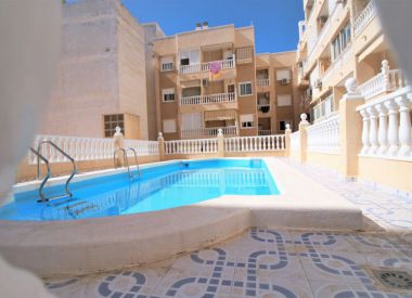 Apartments in Torrevieja (Costa Blanca), buy cheap - 85 000 [72675] 2