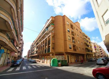 Apartments in Torrevieja (Costa Blanca), buy cheap - 155 000 [72666] 1