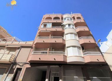 Apartments in Torrevieja (Costa Blanca), buy cheap - 86 900 [72659] 1