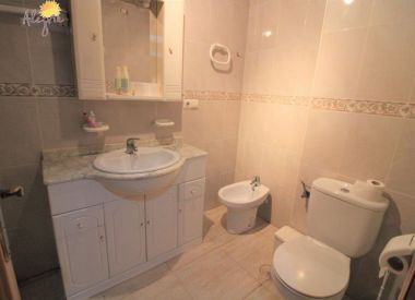 Apartments in Torrevieja (Costa Blanca), buy cheap - 86 900 [72659] 5