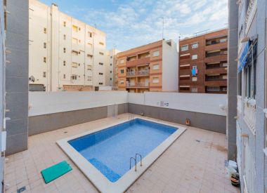 Apartments in Torrevieja (Costa Blanca), buy cheap - 87 900 [72658] 3