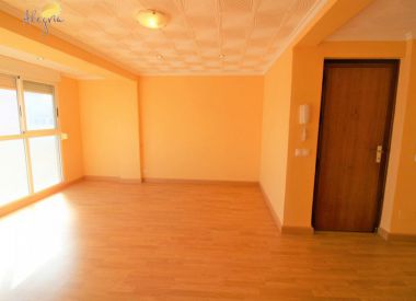Apartments in Torrevieja (Costa Blanca), buy cheap - 118 900 [72654] 4