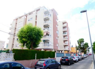 Apartments in Torrevieja (Costa Blanca), buy cheap - 75 900 [72644] 1