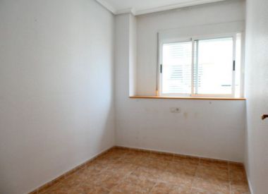 Apartments in Torrevieja (Costa Blanca), buy cheap - 75 900 [72644] 6