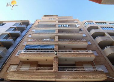 Apartments in Torrevieja (Costa Blanca), buy cheap - 79 900 [72639] 1