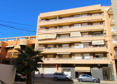 Apartments in Torrevieja (Costa Blanca), buy cheap - 119 500 [72637] 1