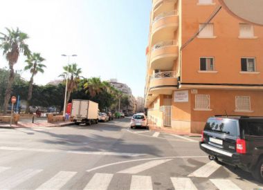 Apartments in Torrevieja (Costa Blanca), buy cheap - 103 000 [72625] 2