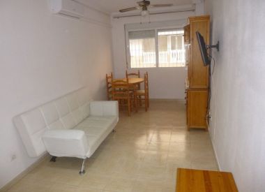 Apartments in Torrevieja (Costa Blanca), buy cheap - 65 000 [72602] 9