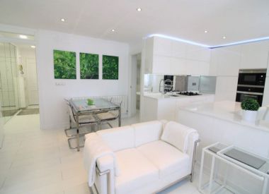 Apartments in Torrevieja (Costa Blanca), buy cheap - 119 900 [72600] 8
