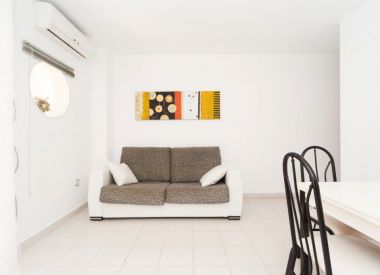 Apartments in Torrevieja (Costa Blanca), buy cheap - 54 900 [72591] 8