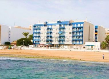 Apartments in Torrevieja (Costa Blanca), buy cheap - 96 900 [72553] 1