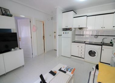 Apartments in Torrevieja (Costa Blanca), buy cheap - 65 000 [72546] 9