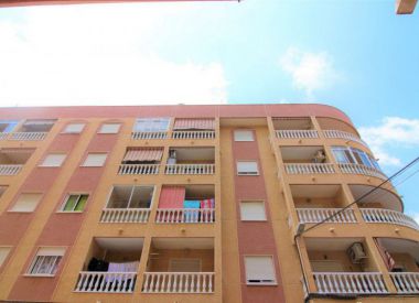 Apartments in Torrevieja (Costa Blanca), buy cheap - 83 900 [72540] 3