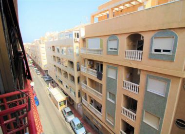 Apartments in Torrevieja (Costa Blanca), buy cheap - 76 900 [72533] 10