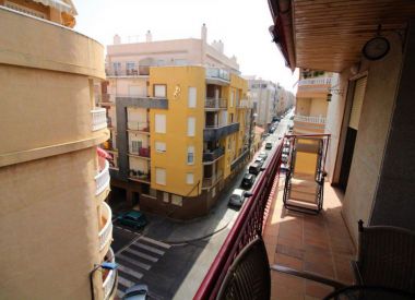 Apartments in Torrevieja (Costa Blanca), buy cheap - 76 900 [72533] 9