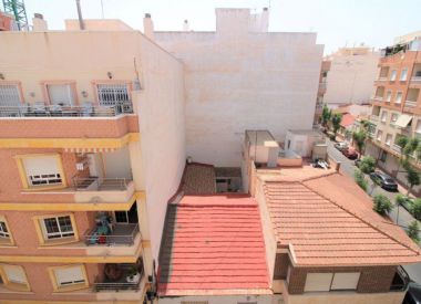 Apartments in Torrevieja (Costa Blanca), buy cheap - 66 900 [72531] 8