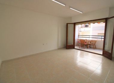 Apartments in Torrevieja (Costa Blanca), buy cheap - 51 900 [72521] 4