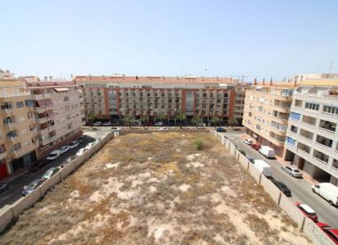 Apartments in Torrevieja (Costa Blanca), buy cheap - 114 900 [72518] 1