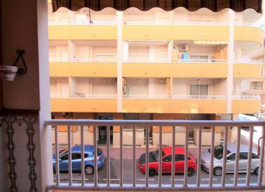 Apartments in Torrevieja (Costa Blanca), buy cheap - 69 900 [72492] 10