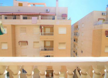 Apartments in Torrevieja (Costa Blanca), buy cheap - 63 900 [72491] 9