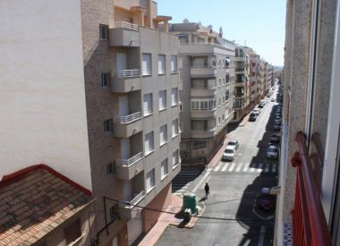 Apartments in Torrevieja (Costa Blanca), buy cheap - 58 000 [72462] 2