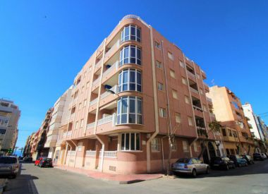 Apartments in Torrevieja (Costa Blanca), buy cheap - 89 900 [72460] 1