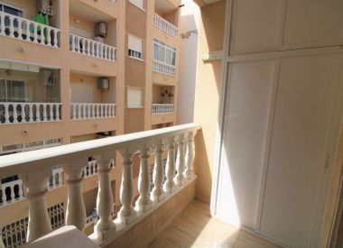 Apartments in Torrevieja (Costa Blanca), buy cheap - 85 000 [72459] 9