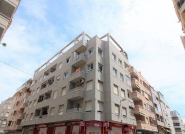 Apartments in Torrevieja (Costa Blanca), buy cheap - 69 900 [72457] 1