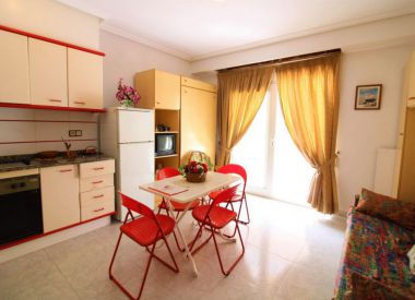 Apartments in Torrevieja (Costa Blanca), buy cheap - 49 900 [72451] 5